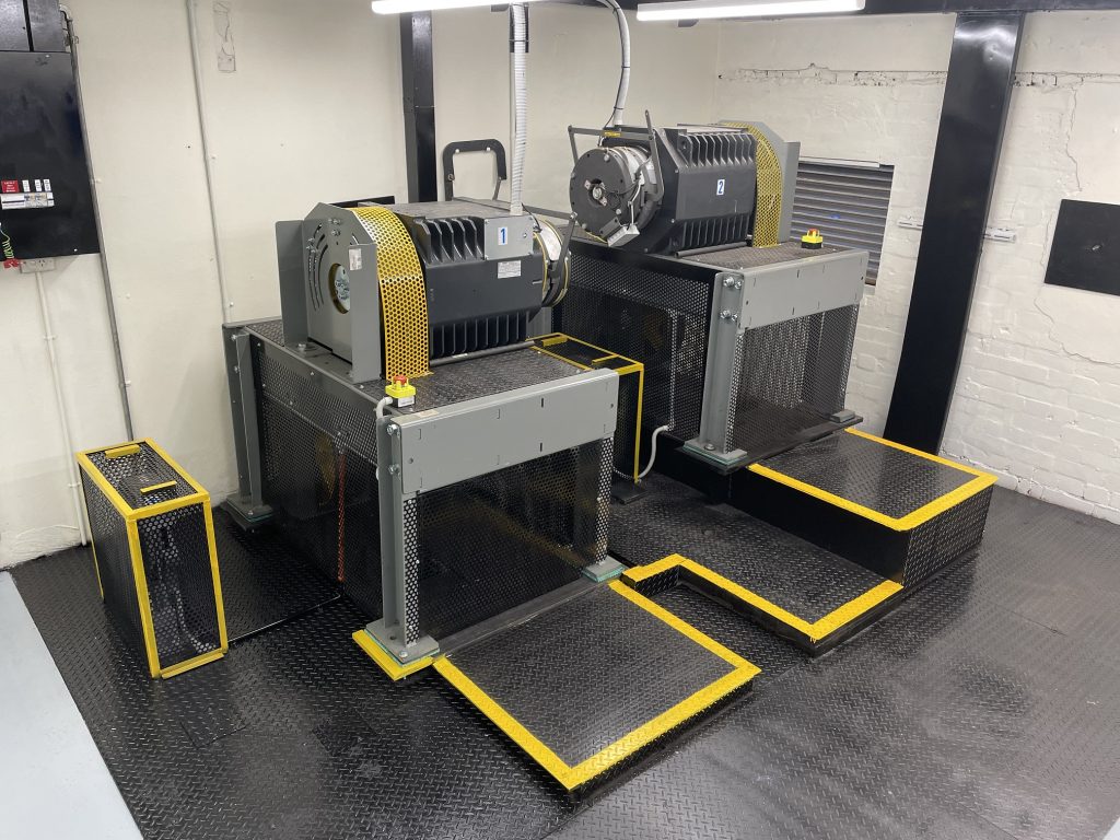 gearless DAF lift equip machines, lift machine room